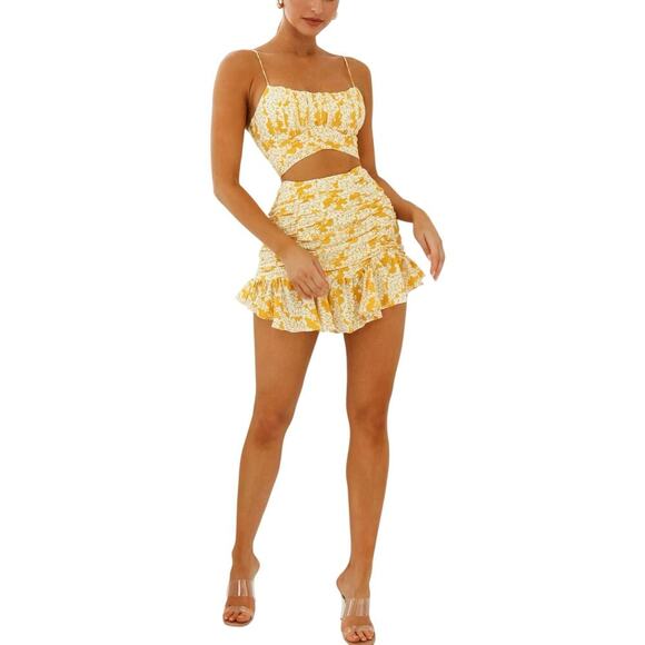 SELFIE LESLIE Linka Ruched Cropped Top / Ruffle Skirt Set Leaf Print Yellow Sz M - Picture 1 of 16